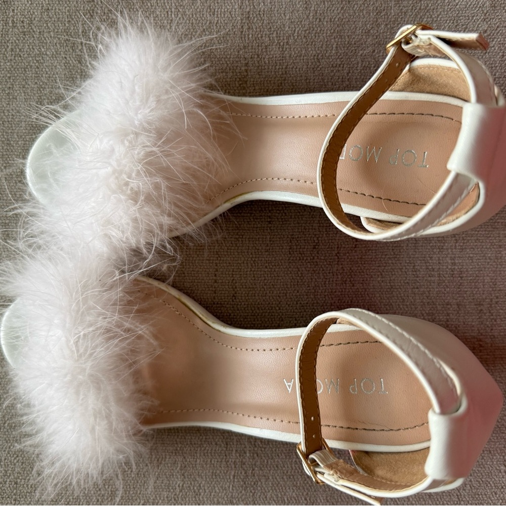 Top moda 7.5 white feather heels